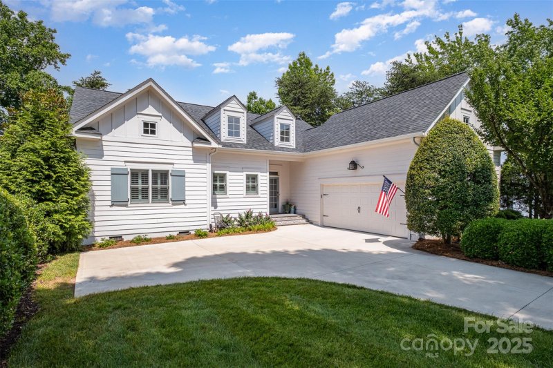 Property image 3 at 17719 Springwinds Drive, Cornelius, NC 28031