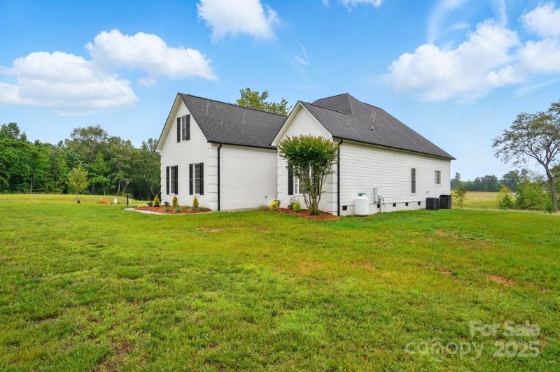 Property image 3 at 116 Eve Ash Lane, Mooresville, NC 28115