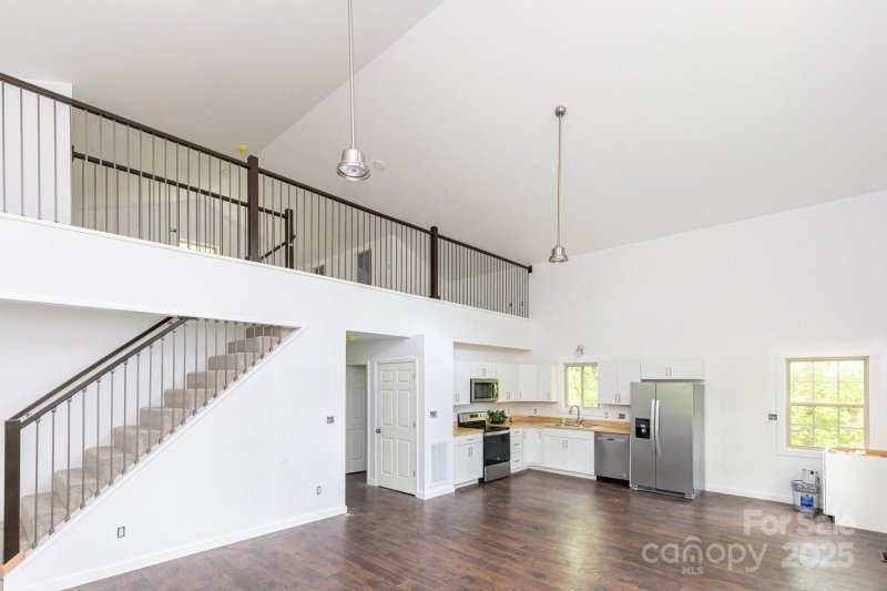 Property image 3 of 109 Tumblebug Trail Road in River Ridge, Flat Rock, NC 28731