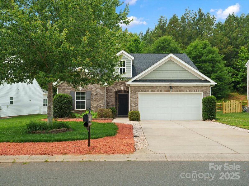 Property image 2 at 1660 Beleek Ridge Lane, Lake Wylie, SC 29710