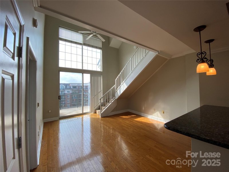 Property image 2 at 300 W 5th Street, Charlotte, NC 28202