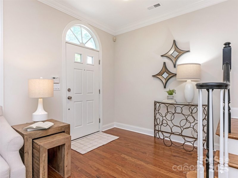 Property image 4 at 9451 Bonnie Briar Circle, Charlotte, NC 28277