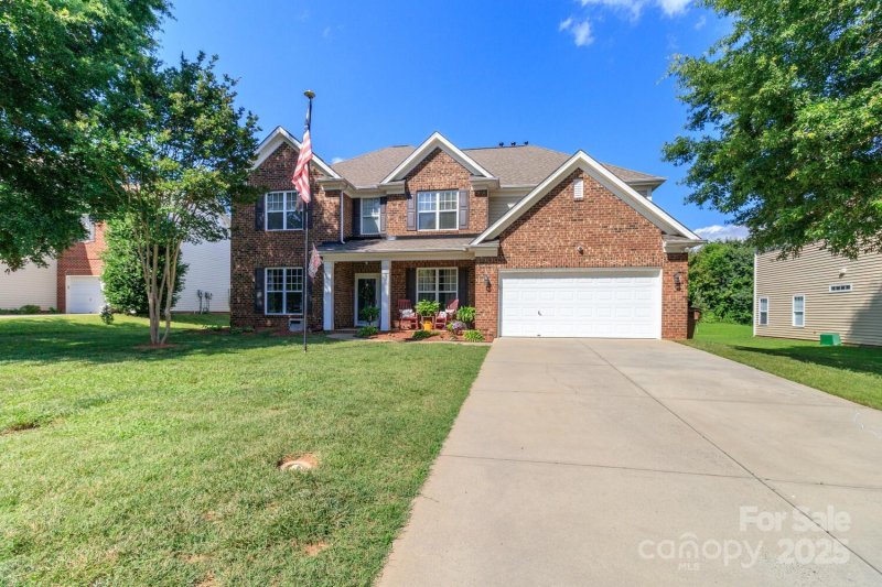 Taylor Glenn, Indian Trail Community