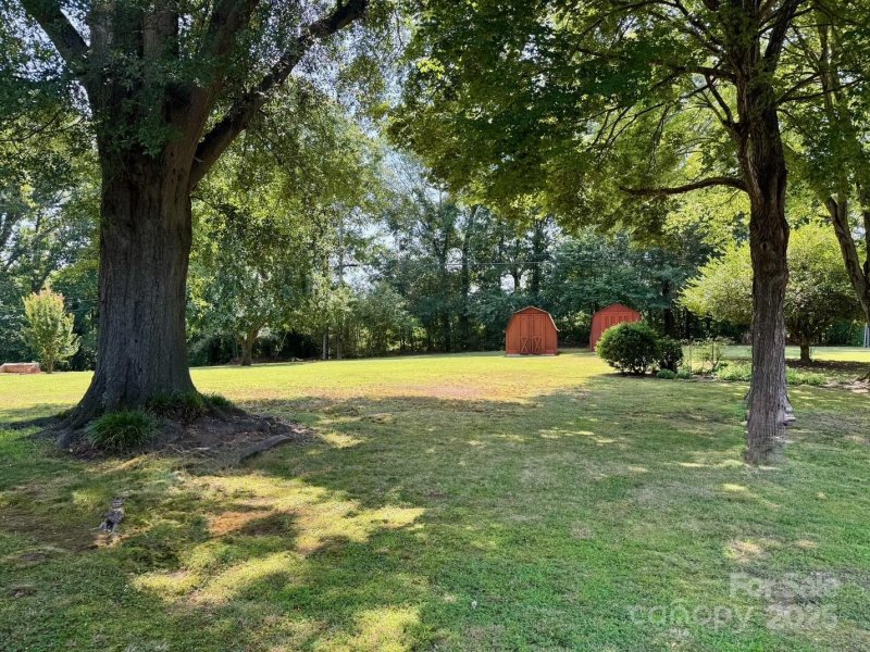 Property image 3 at 8616 Fallsdale Drive, Charlotte, NC 28214