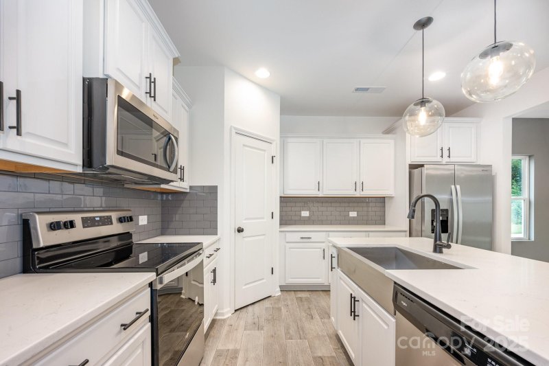 Property image 5 at 12016 Basking Drive, Charlotte, NC 28214