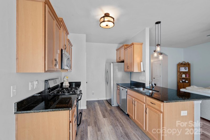 Property image 3 of 6834 Creft Circle in Lake Park, Indian Trail, NC 28079