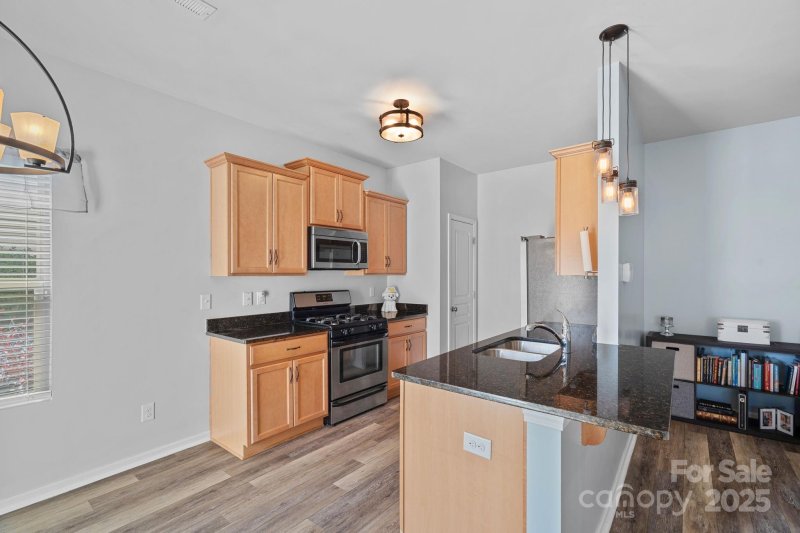 Property image 4 of 6834 Creft Circle in Lake Park, Indian Trail, NC 28079