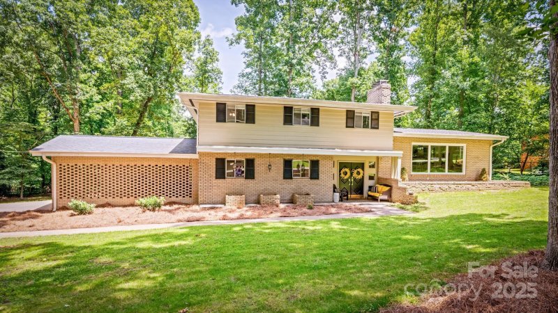 Property image 3 at 411 Saint Andrews Road, Statesville, NC 28625