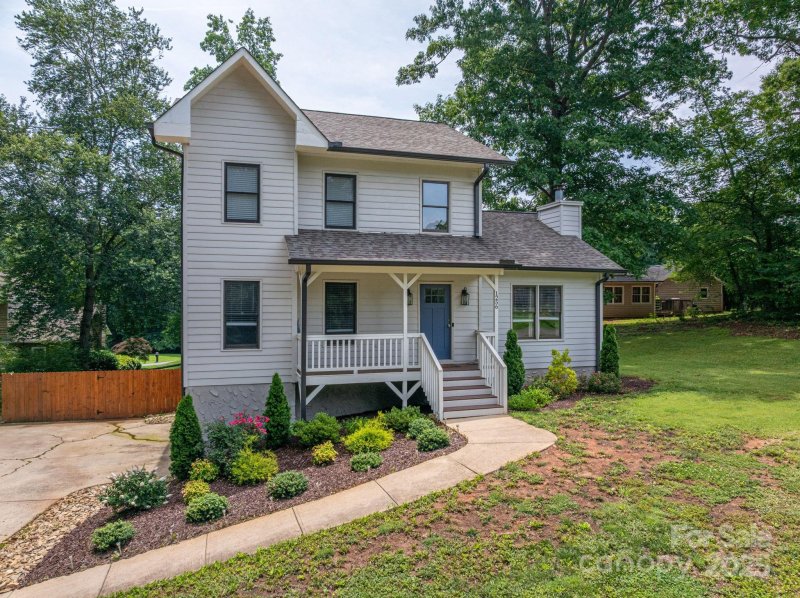 Property image 4 at 1256 Canseco Lane, Hickory, NC 28602