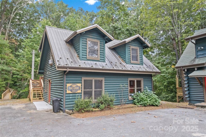 Property image 3 of 214 212 Mckenzie Way in Gateway Mountain, Old Fort, NC 28762