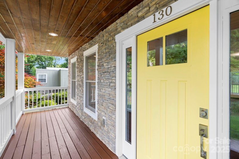 Property image 4 of 130 Eastwood Avenue in Grovemont, Swannanoa, NC 28778