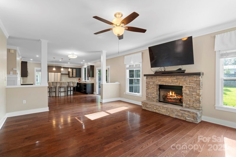 Property image 5 of 130 Eastwood Avenue in Grovemont, Swannanoa, NC 28778