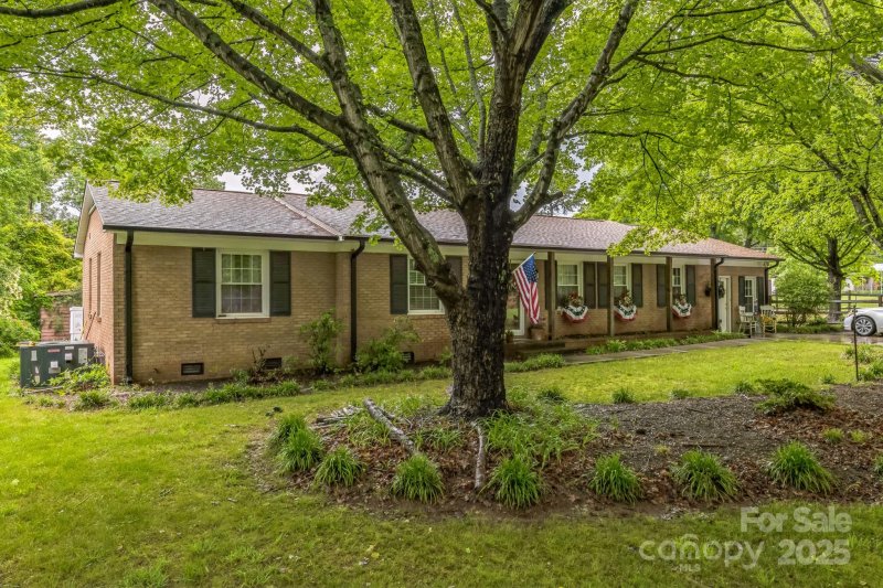 Property image 2 at 1005 Fieldstone Road, Mooresville, NC 28115