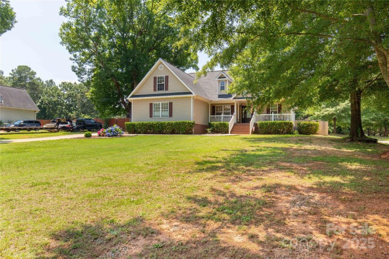 Property image 4 of 1530 Danlee Drive in Erwin Farm, Lancaster, SC 29720