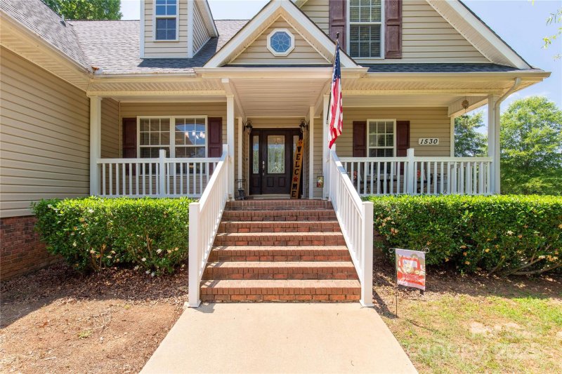 Property image 5 of 1530 Danlee Drive in Erwin Farm, Lancaster, SC 29720