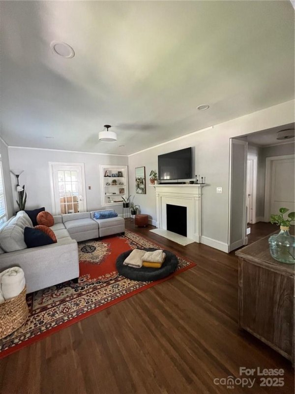 Property image 4 at 2112 Camp Greene Street, Charlotte, NC 28208