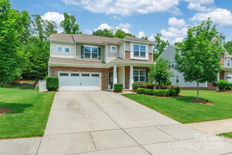 Property image 2 of 261 Catoctin Road in The Woodlands, Rock Hill, SC 29732
