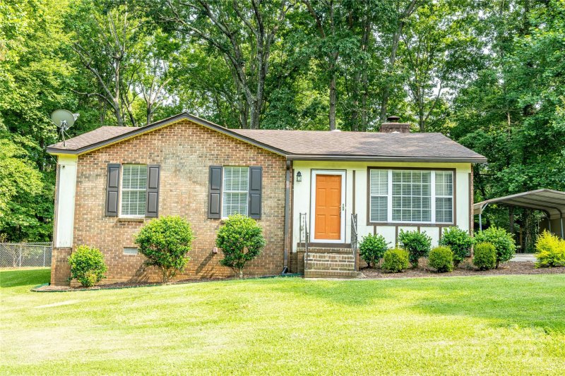Property image 2 at 214 Cottage Place, York, SC 29745