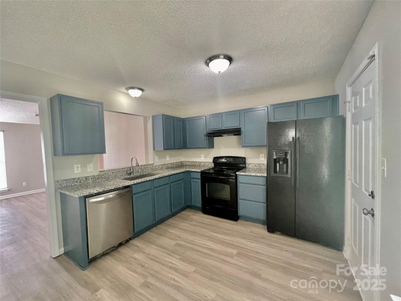 Property image 5 at 5800 Silver Eagle Drive, Charlotte, NC 28214