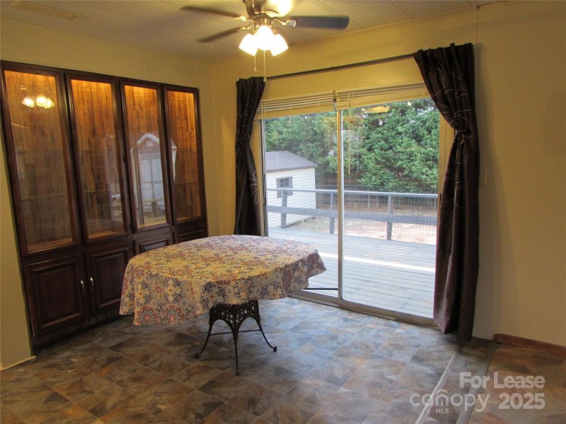 Property image 4 at 124 Cove View Drive, Mooresville, NC 28117