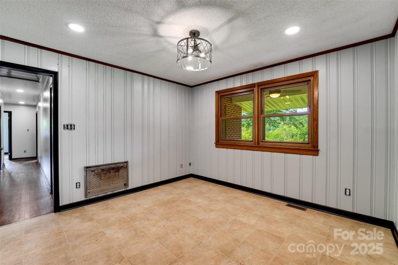 Property image 4 of 191 Rolling Green Drive in Rolling Green, Sylva, NC 28779