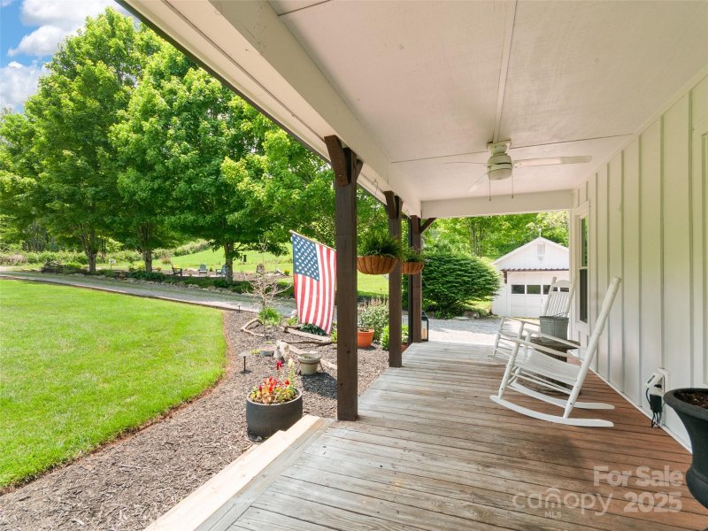 Property image 4 of 540 Windswept Ridge Road in The Glade, Canton, NC 28716