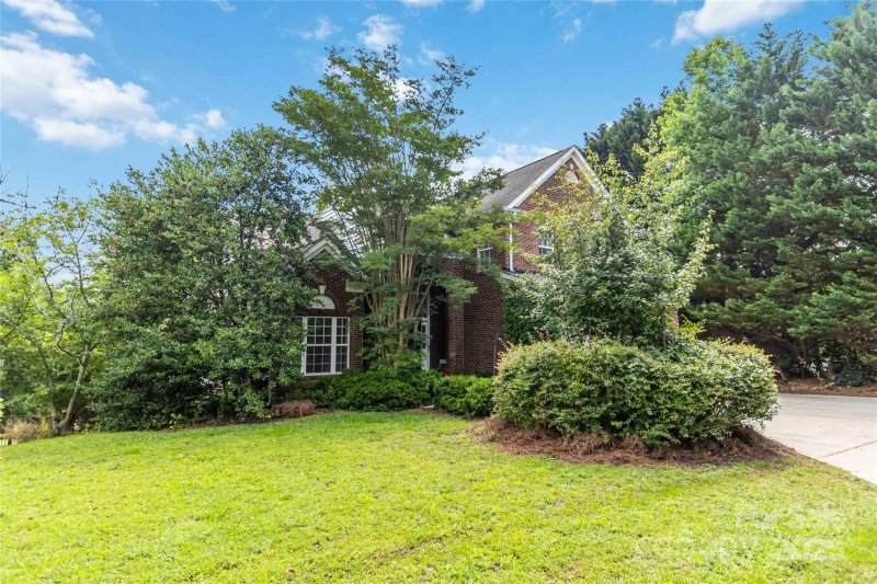 Property image 3 at 7704 Ninth Fairway Lane, Mint Hill, NC 28227