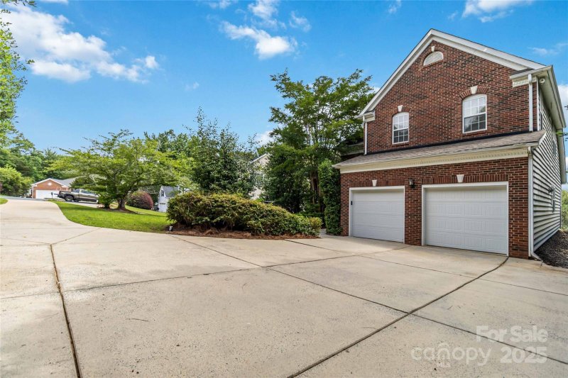 Property image 4 at 7704 Ninth Fairway Lane, Mint Hill, NC 28227