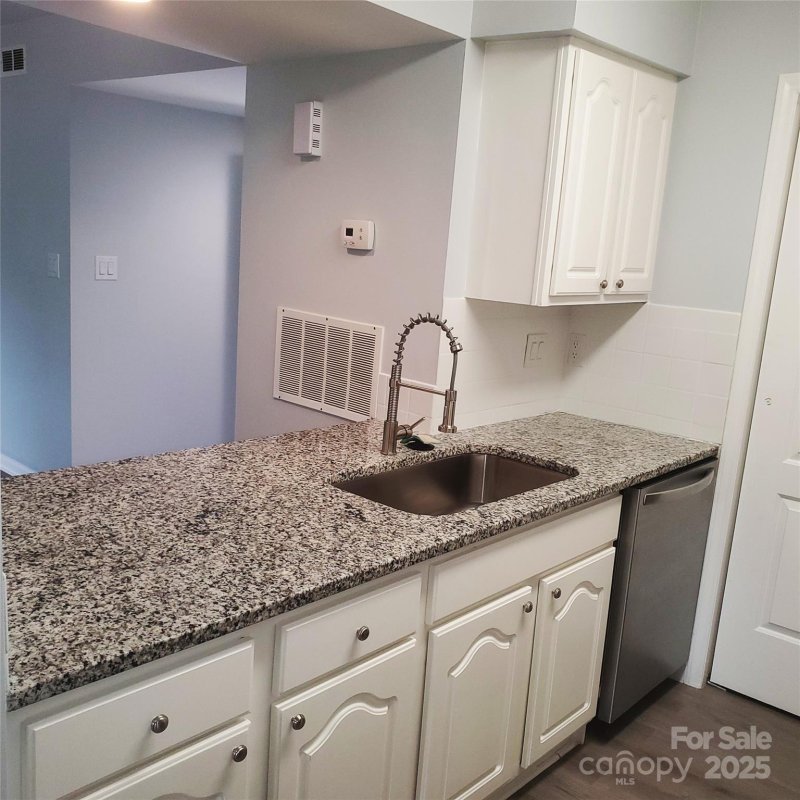 Property image 2 at 11010 Harrowfield Road, Charlotte, NC 28226