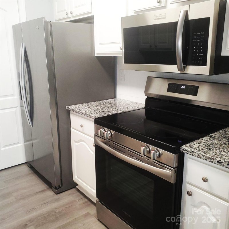 Property image 3 at 11010 Harrowfield Road, Charlotte, NC 28226