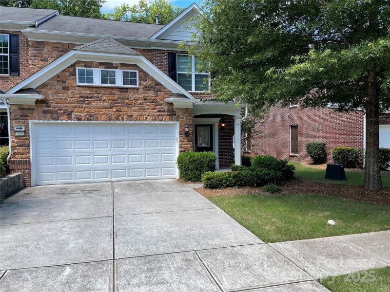 15400 Canmore Street