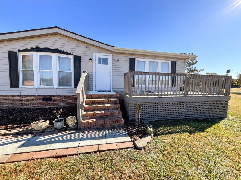 408 Cottonwood Circle