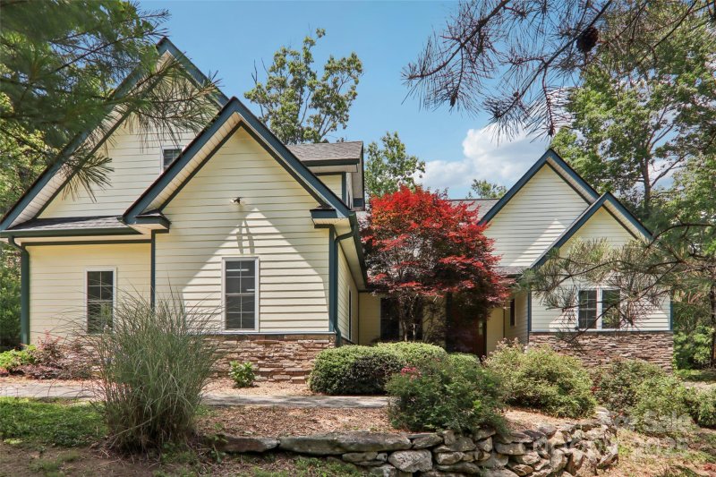 398 Falling Leaves Lane