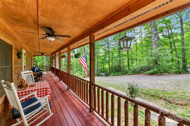 Property image 4 of 252 Idylwild Lane in Idylwild, Black Mountain, NC 28711