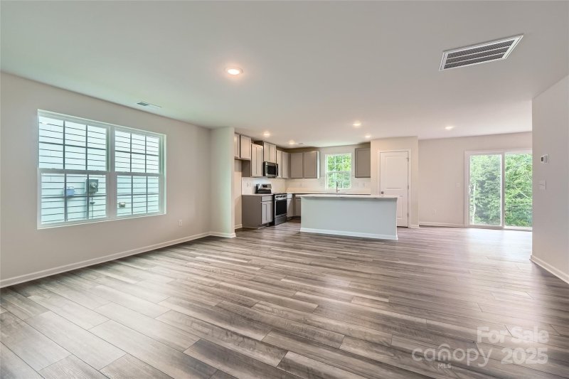 Property image 4 at 1543 Cottage Creek Drive, Bessemer City, NC 28016