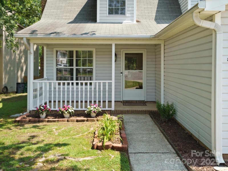 Property image 4 at 8030 Glencannon Drive, Charlotte, NC 28227