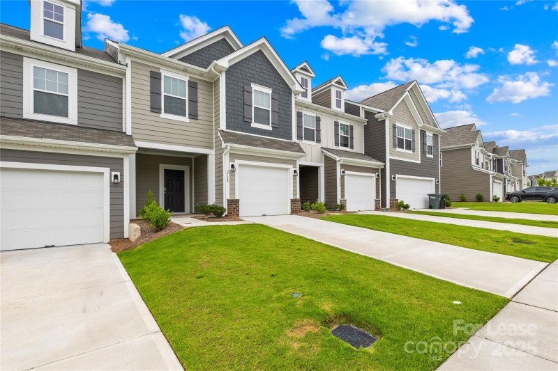 Property image 2 at 2788 Yeager Drive, Concord, NC 28027