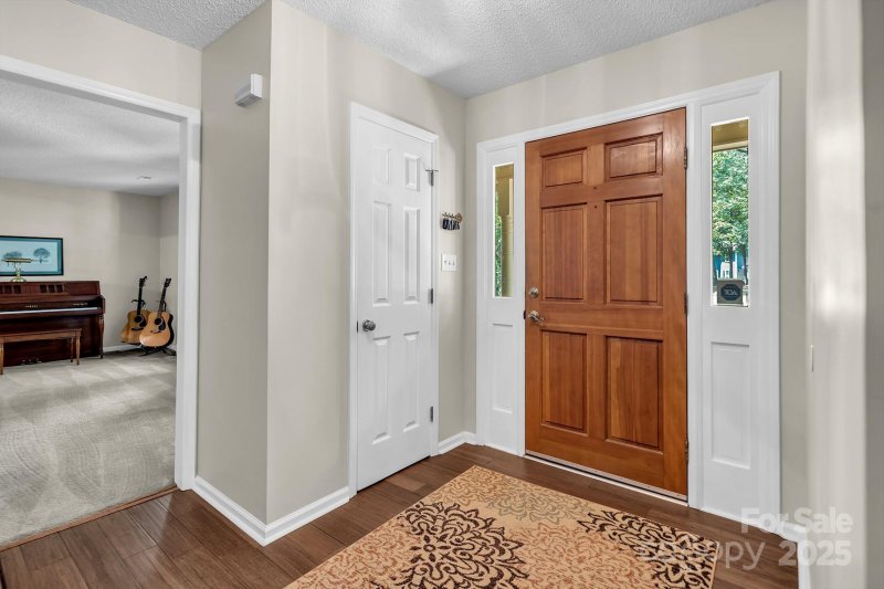 Property image 4 at 9928 Raddington Lane, Charlotte, NC 28269