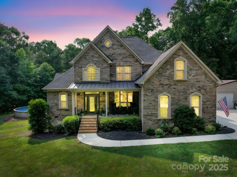 Property image 2 at 8101 Cane Pointe Lane, Waxhaw, NC 28173