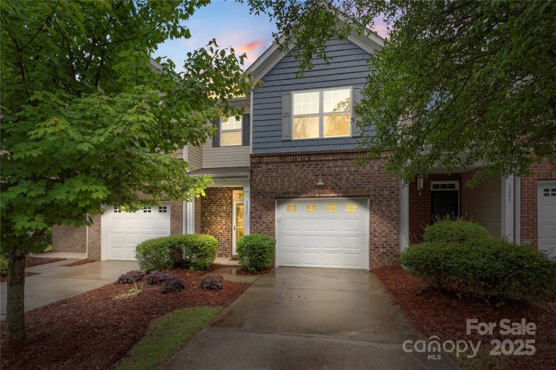 Property image 3 at 3237 Yarmouth Lane, Gastonia, NC 28056