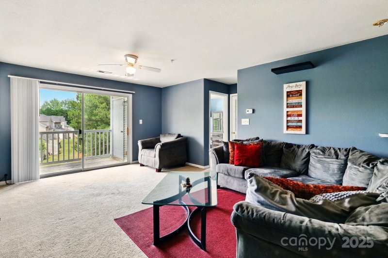 Property image 4 at 1134 Plaza Walk Drive, Charlotte, NC 28215