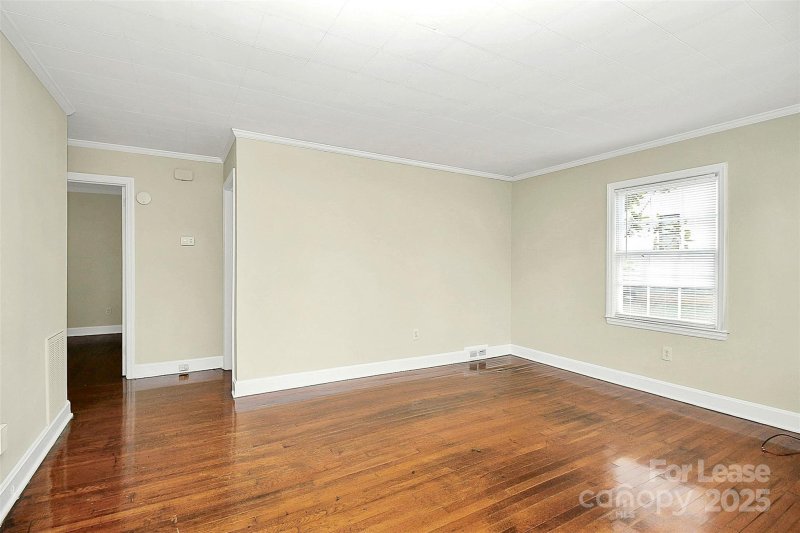 Property image 5 at 1436 Chippendale Road, Charlotte, NC 28205