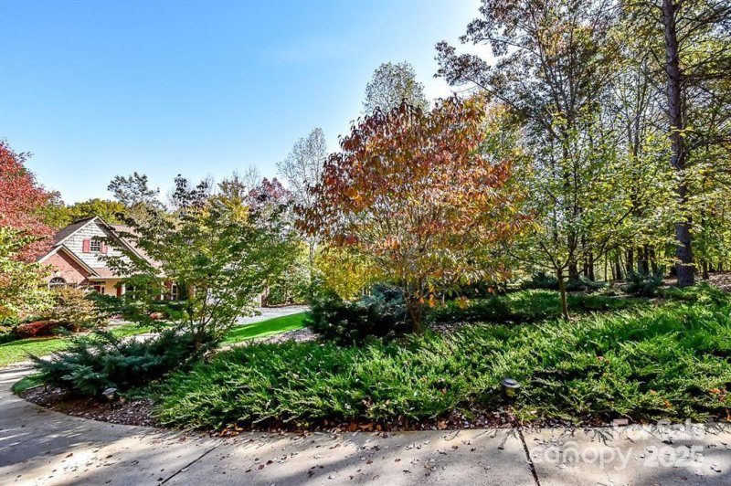 Property image 3 of 7668 Long Bay Parkway in Long Bay, Catawba, NC 28609