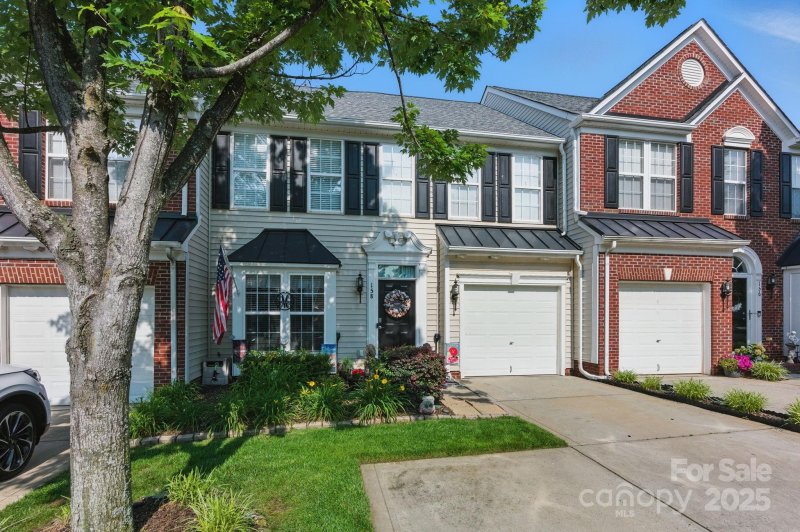 Property image 3 of 158 Snead Road in Fairway Townes, Fort Mill, SC 29715