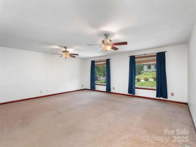 Property image 5 of 51 Wake Robin Way in Haw Creek, Asheville, NC 28805