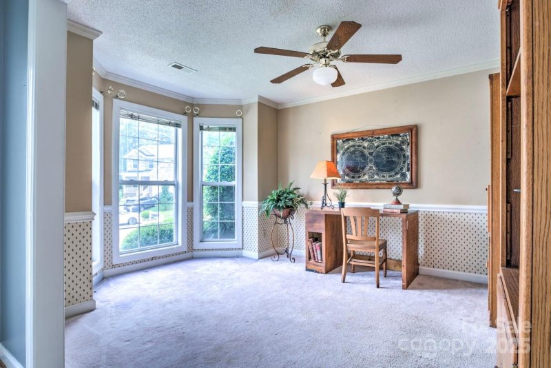 Property image 4 at 1633 Kiawah Court, Gastonia, NC 28056