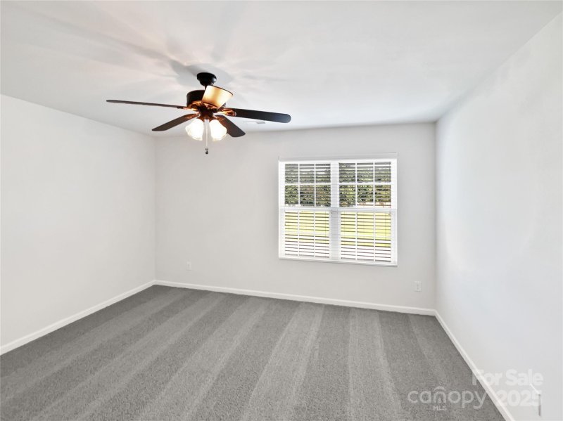 Property image 5 of 108 Greenway View Court in Kendrick Farm, Mount Holly, NC 28120