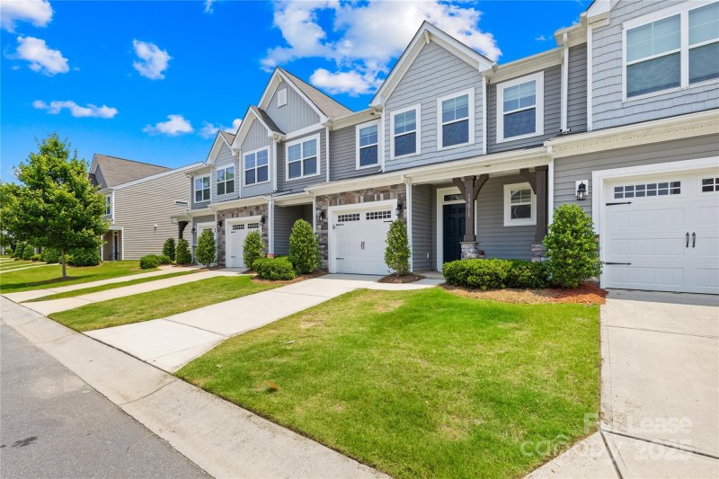 Property image 3 at 15013 Savannah Hall Drive, Charlotte, NC 28273