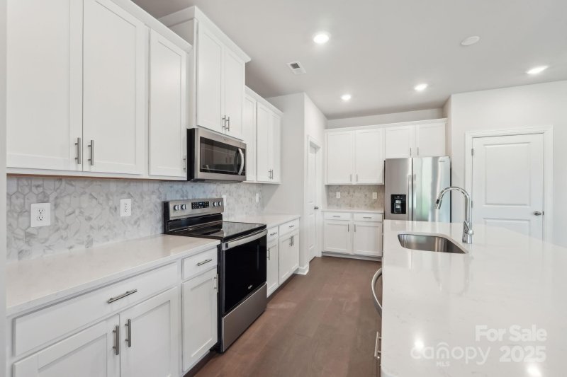 Property image 2 at 141 Satchel Court, Mooresville, NC 28115