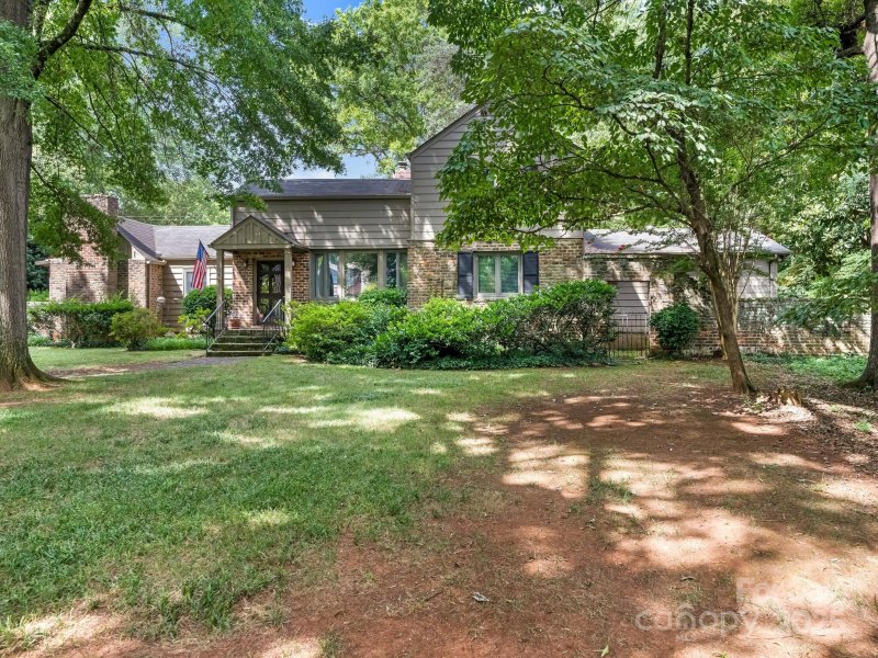 Property image 4 at 1950 Overhill Road, Charlotte, NC 28211